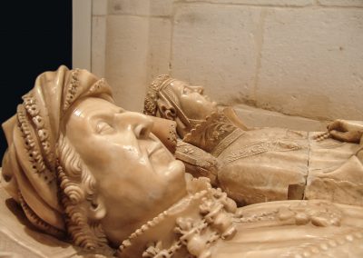 Sepulcro de Gómez Manrique y Sancha de Rojas en el Museo de Burgos